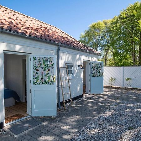 Villa Strand Hornbæk Buitenkant foto