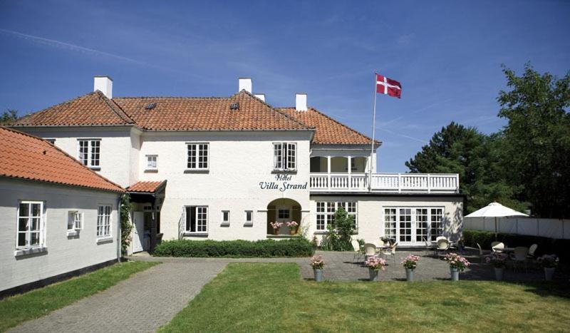 Villa Strand Hornbæk Buitenkant foto